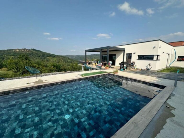 pierre de bali pour piscine